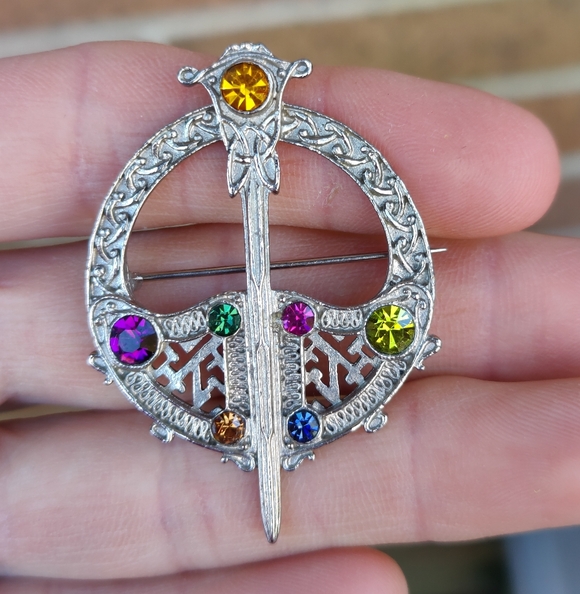 Vintage Irish Tara Brooch - Picture 2 of 4